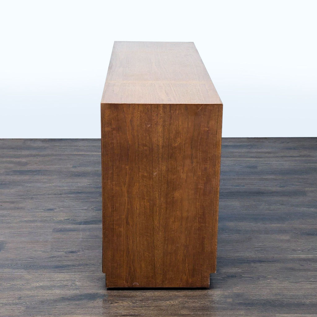 Henredon Vintage 8-Drawer Mid-Century Modern Dresser - Solid Wood Storage