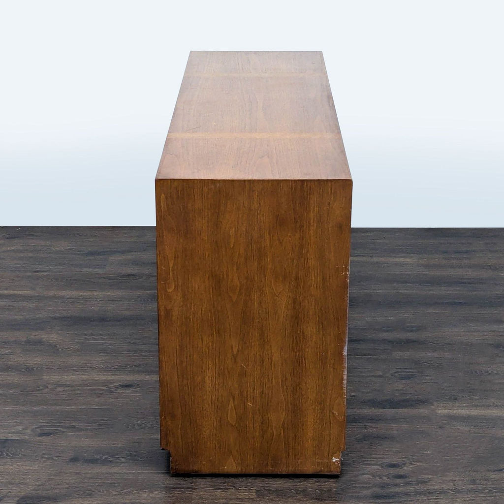 Henredon Vintage 8-Drawer Mid-Century Modern Dresser - Solid Wood Storage