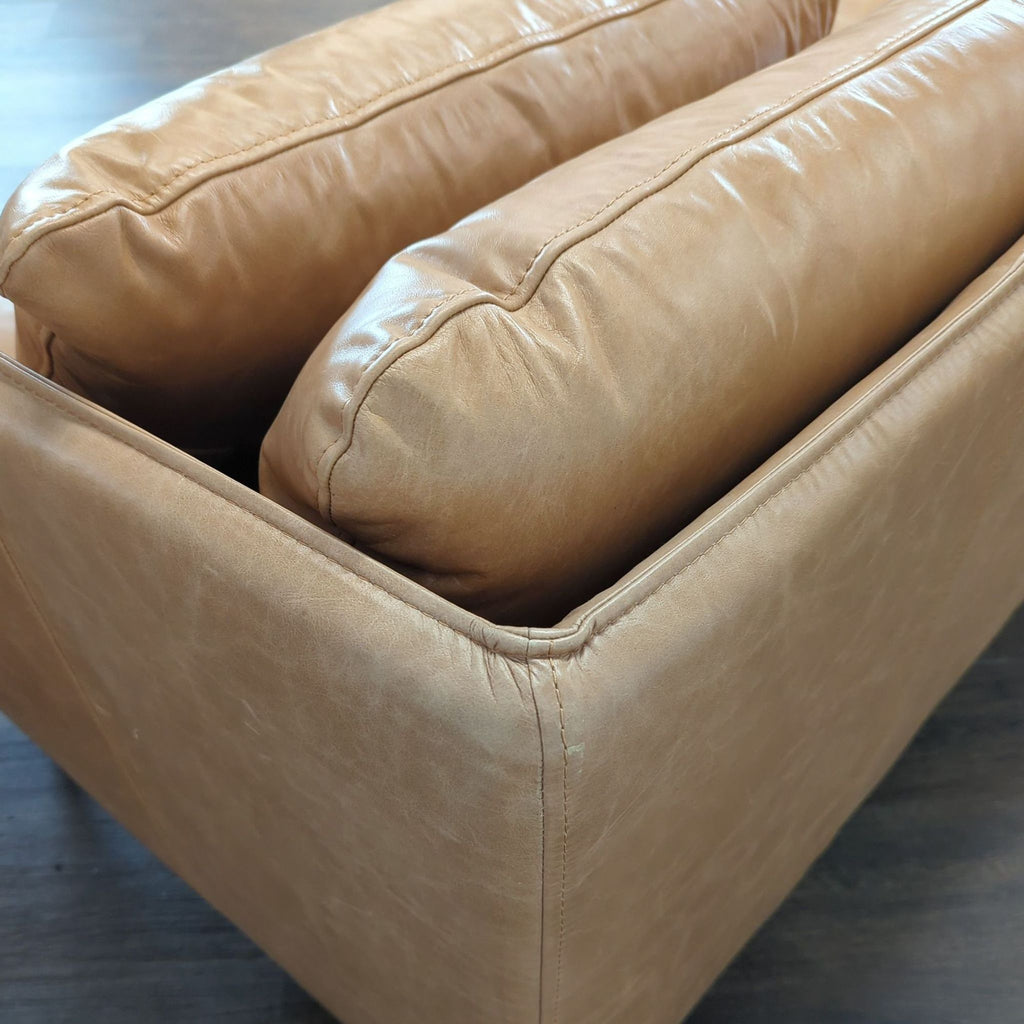Crate & Barrel Wells 3-Seat Tan Leather Sofa – Modern and Comfortable