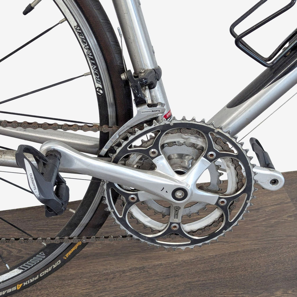 Specialized Allez Elite bicycle in good condition, designed for performance and comfort on the road.