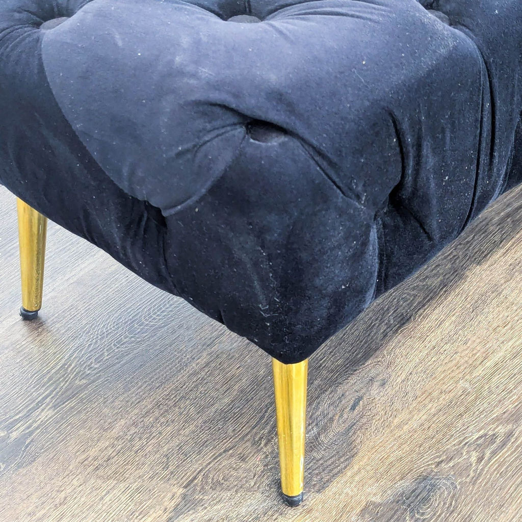 Sagebrook Home Button Tufted Bench