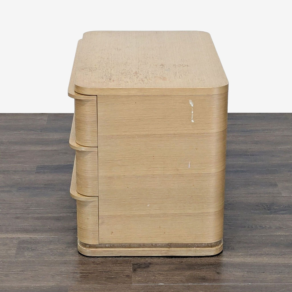 Minimalist American white oak end table by Julie Lawrence for Restoration Hardware, part of the Ligné collection.