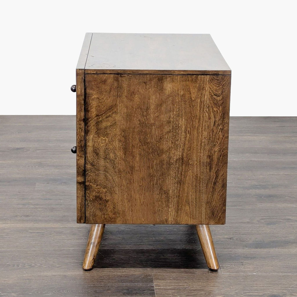 3. Modern Master Craft end table with a smooth top and open lower shelf, suited for living rooms or bedrooms.