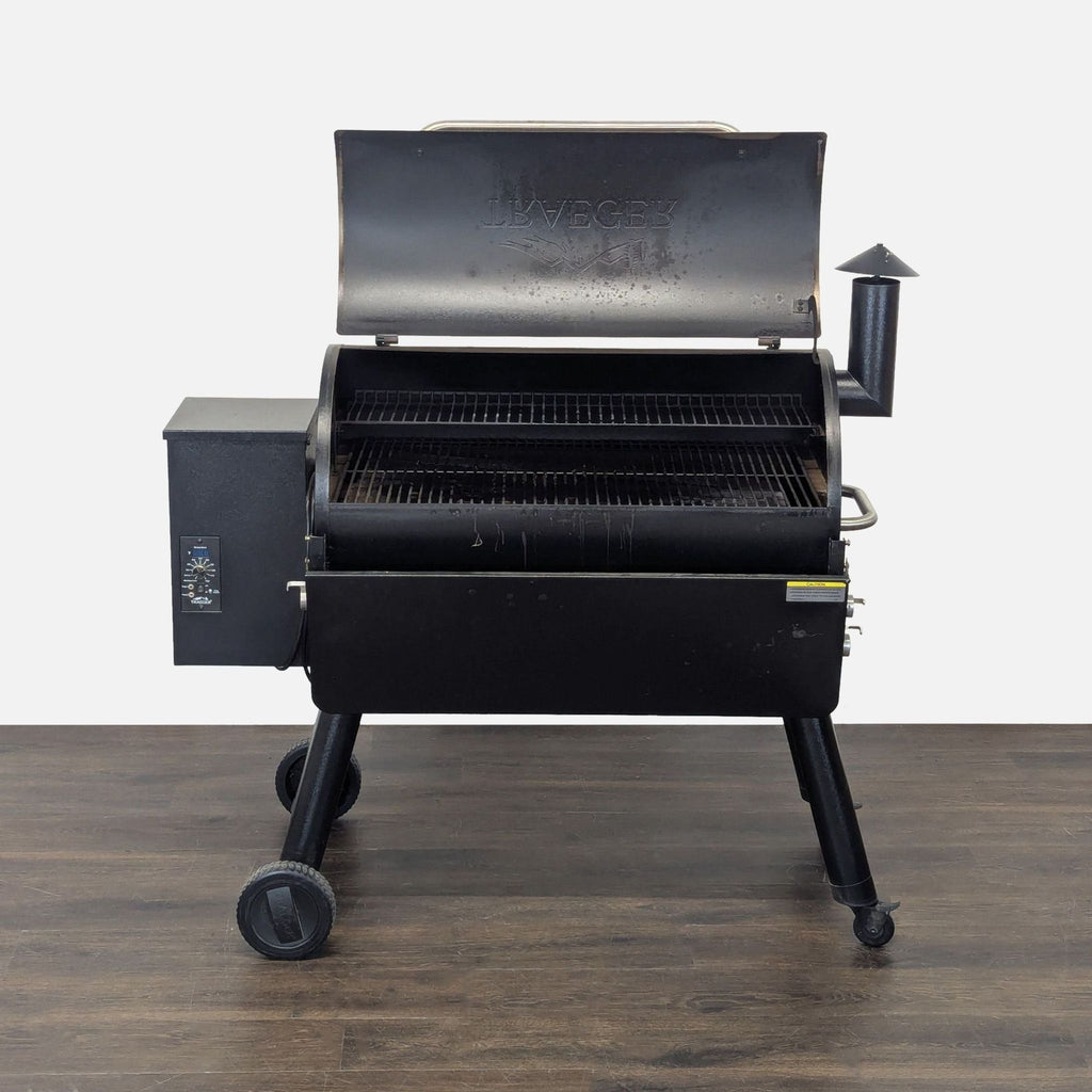 Traeger Pellet Grill with Wheeled Base – Durable Outdoor BBQ Grill