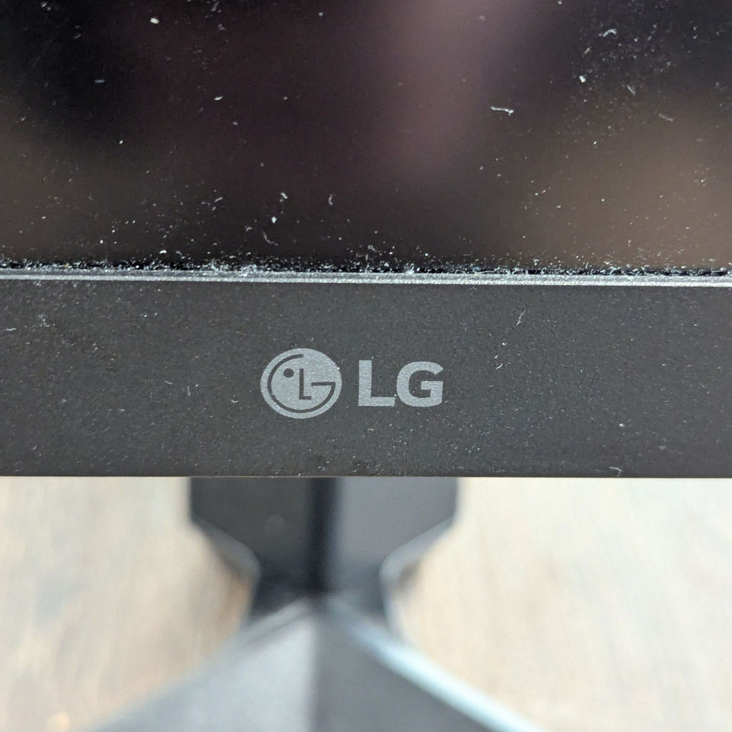 LG UltraGear 32" Gaming Monitor with G-SYNC, HDMI, and DisplayPort