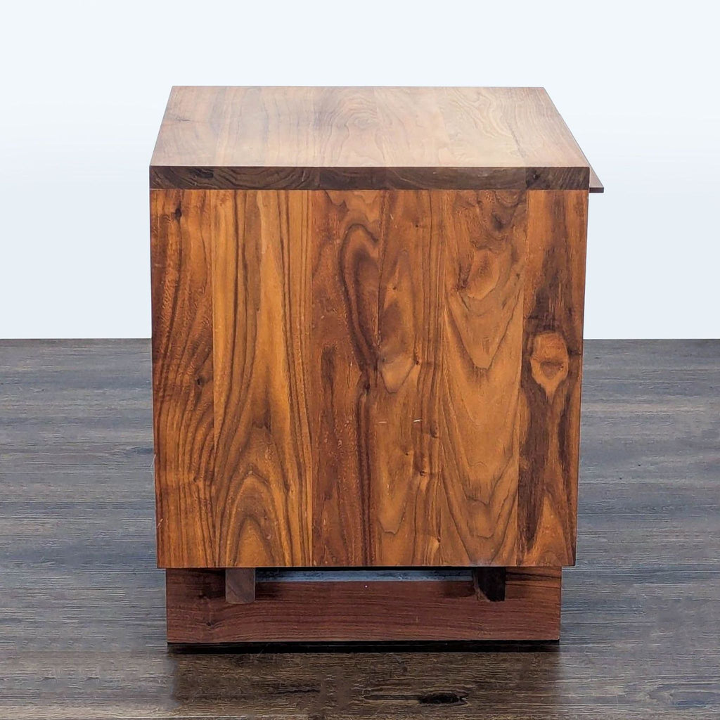 Vermont Furniture Designs One Drawer Walnut Nightstand