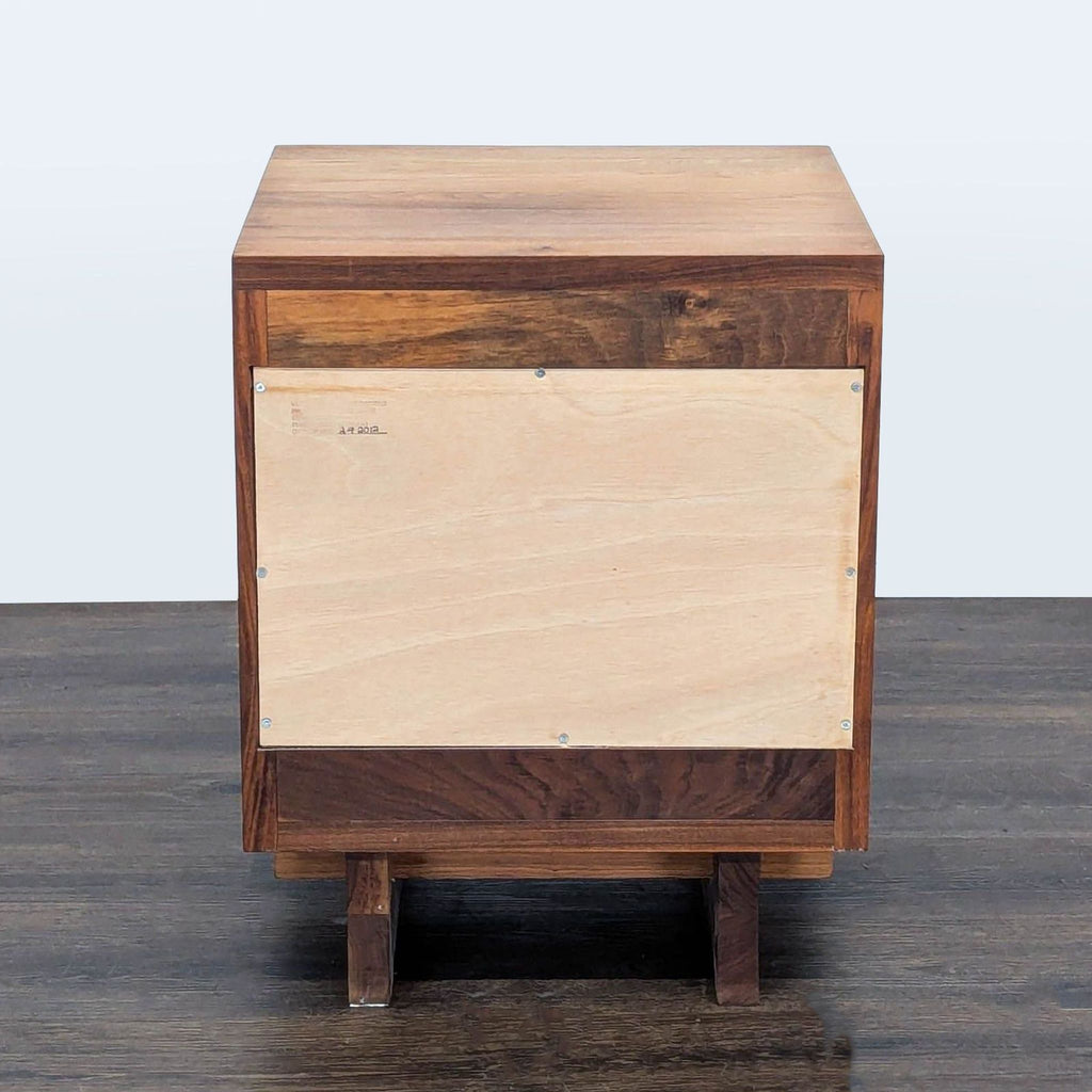 Vermont Furniture Designs One Drawer Walnut Nightstand