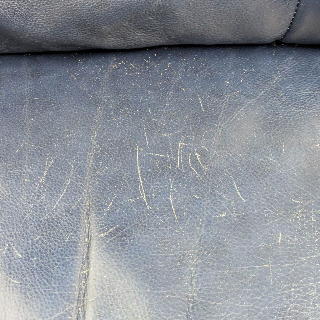 Southern Motion Blue Leather Recliner Lounge Chair - Comfortable and Adjustable