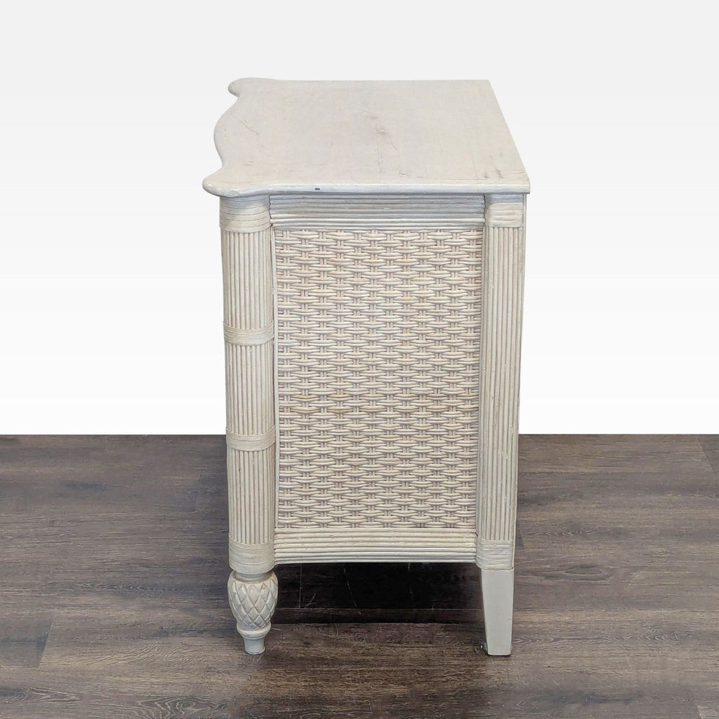 Vintage Lexington Furniture Three Drawer Batchlor Chest/Nightstand