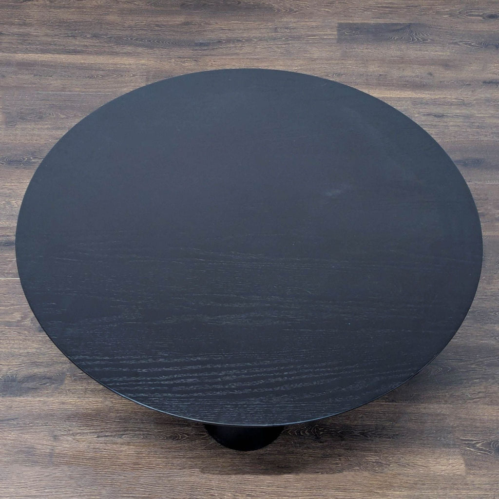 Ivy Bronx Drum With 3 Legs Pedestal Round Coffee Table