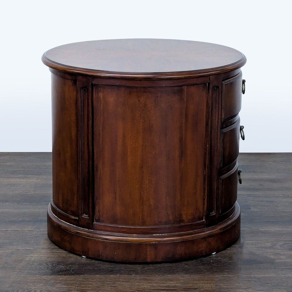 Hekman Oval Drum Table