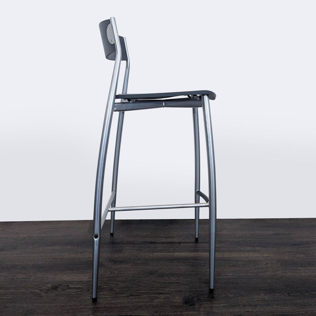 Contemporary stool with a brushed nickel steel frame, designed by Sergio Mian for Altek Italia Design.
