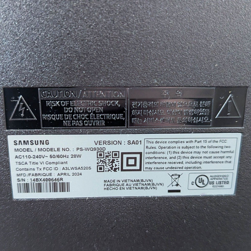Samsung Soundbar with Wireless Subwoofer - Audio Equipment