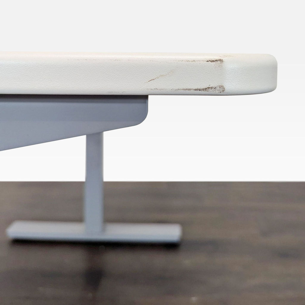 Autonomous Electric Adjustable Standing Desk with Programmable Settings