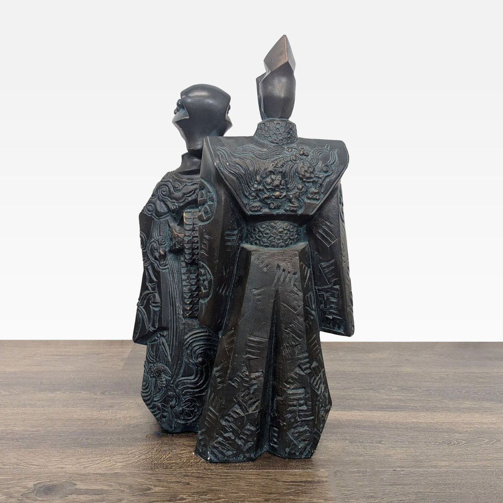 Tomoe & Hime Japanese Couple Sculpture – Dark Finish, Intricate Detailing