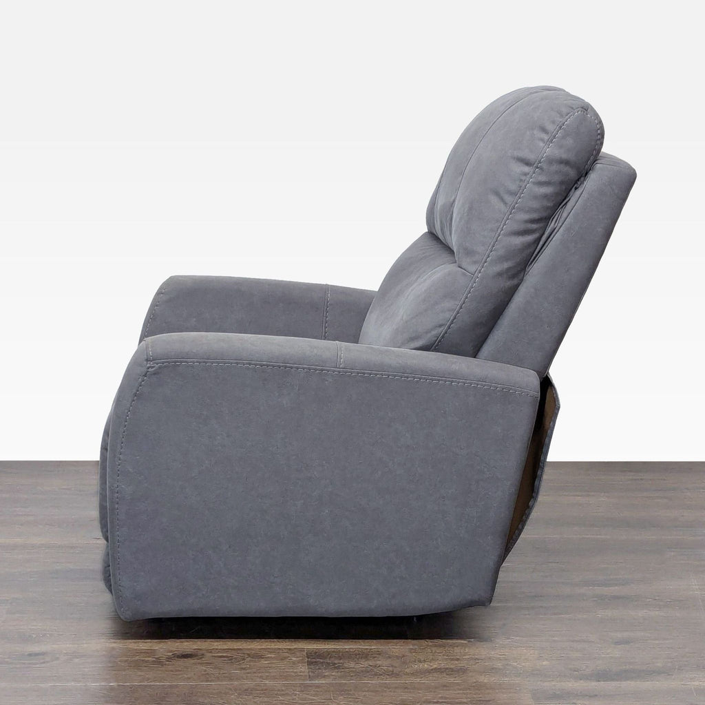 MotoMotion Power Recliner Lounge Chair in Gray