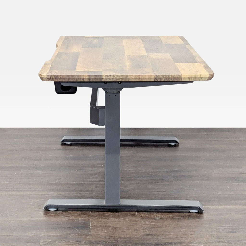 Varidesk Electric Adjustable Height Standing Desk with Wood Finish Top - Accepted Offer (26.97% discount)
