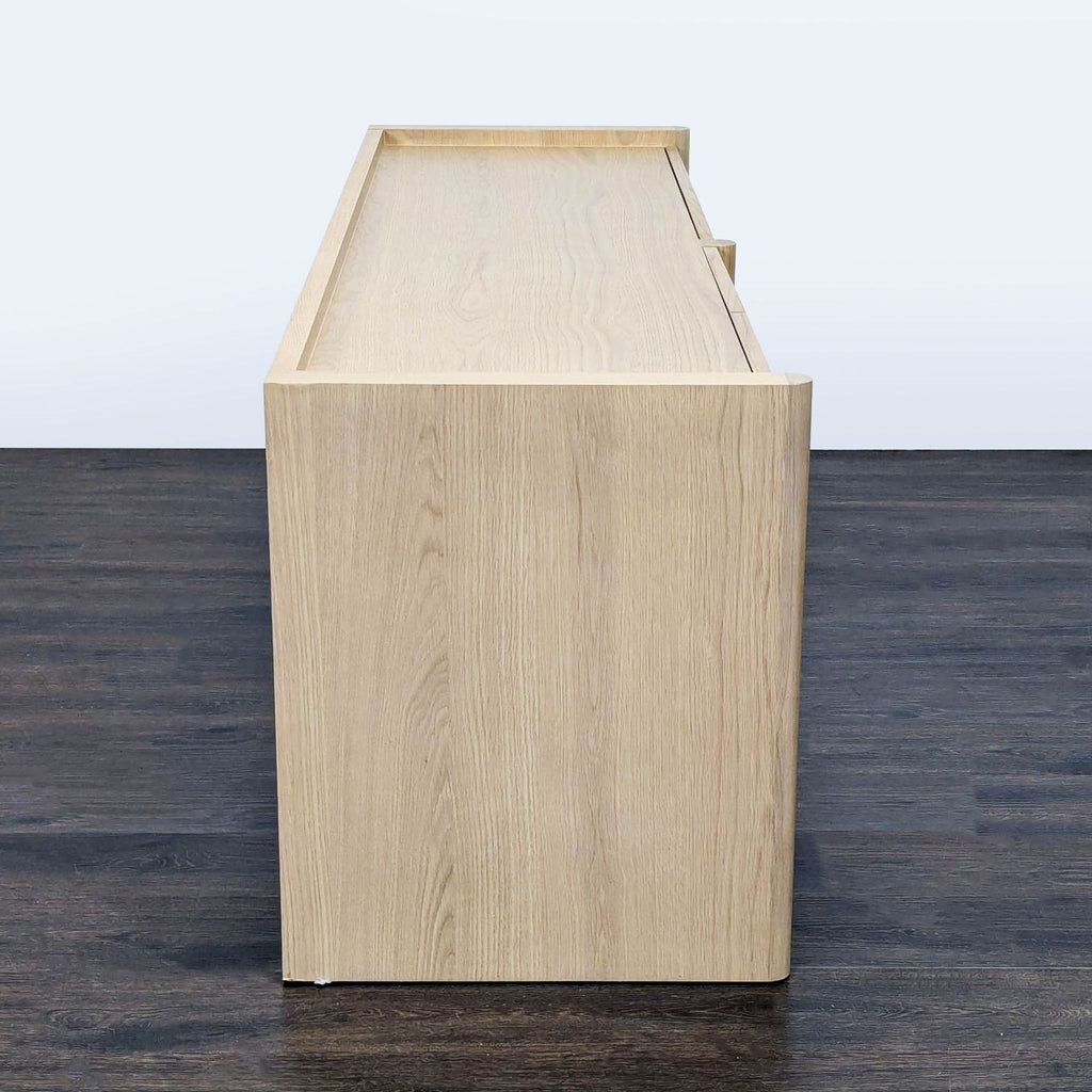Article Torme Media Unit