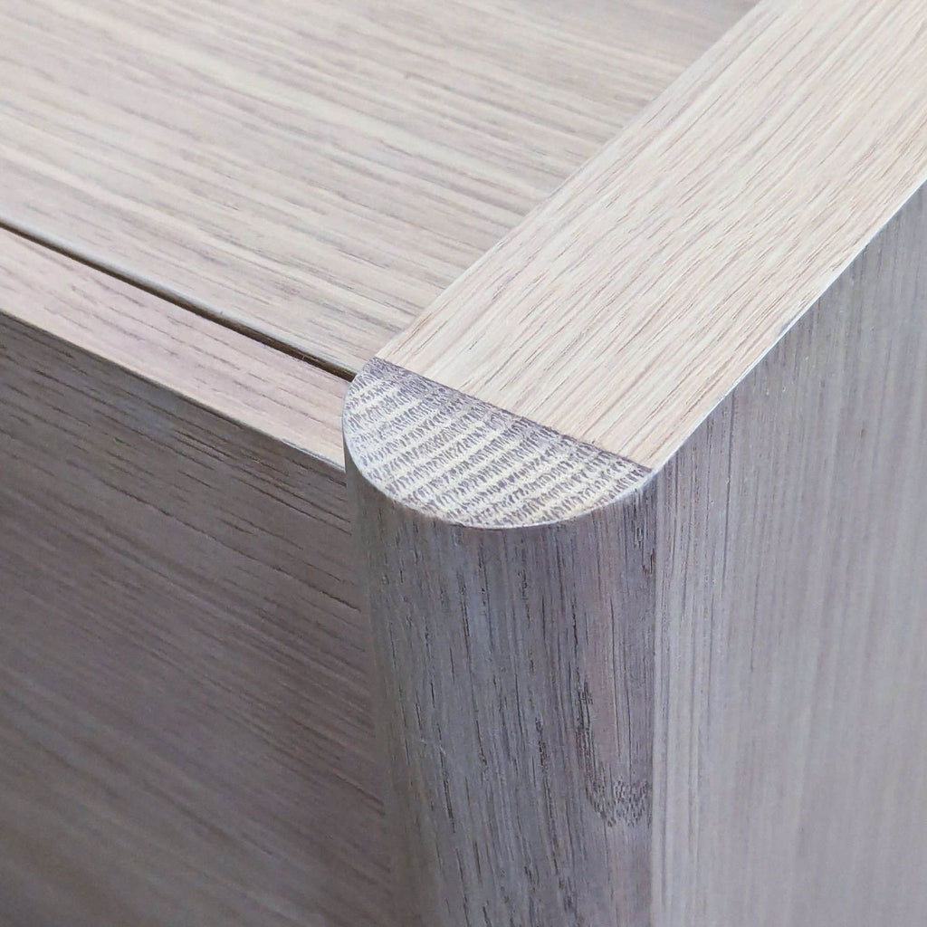 Article Torme Media Unit