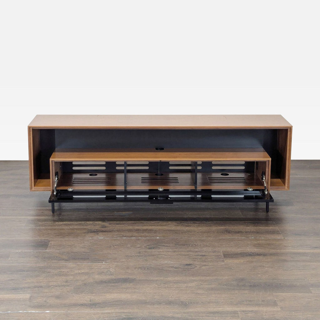 BDI Media Console
