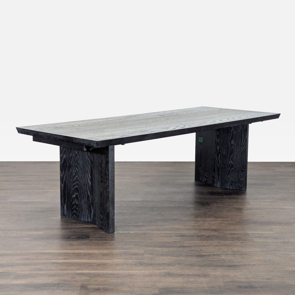 Williams Sonoma Knife Edge Expandable Dining Table