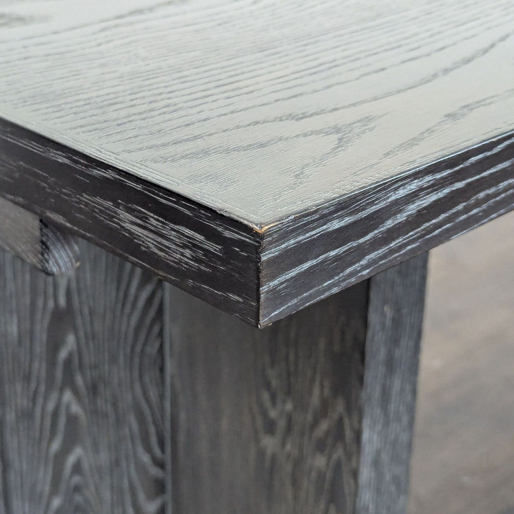 Williams Sonoma Knife Edge Expandable Dining Table