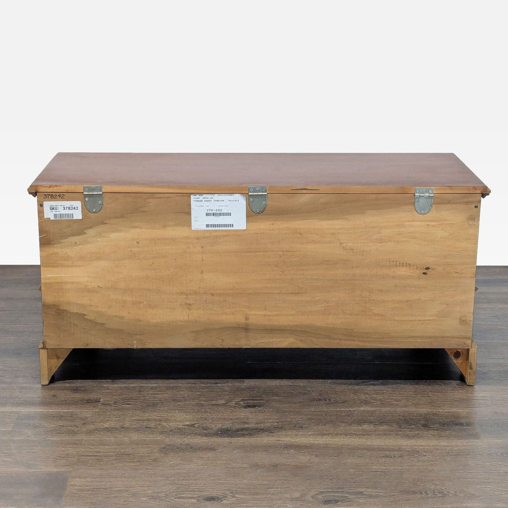 Vintage Lane Cedar Lined Trunk