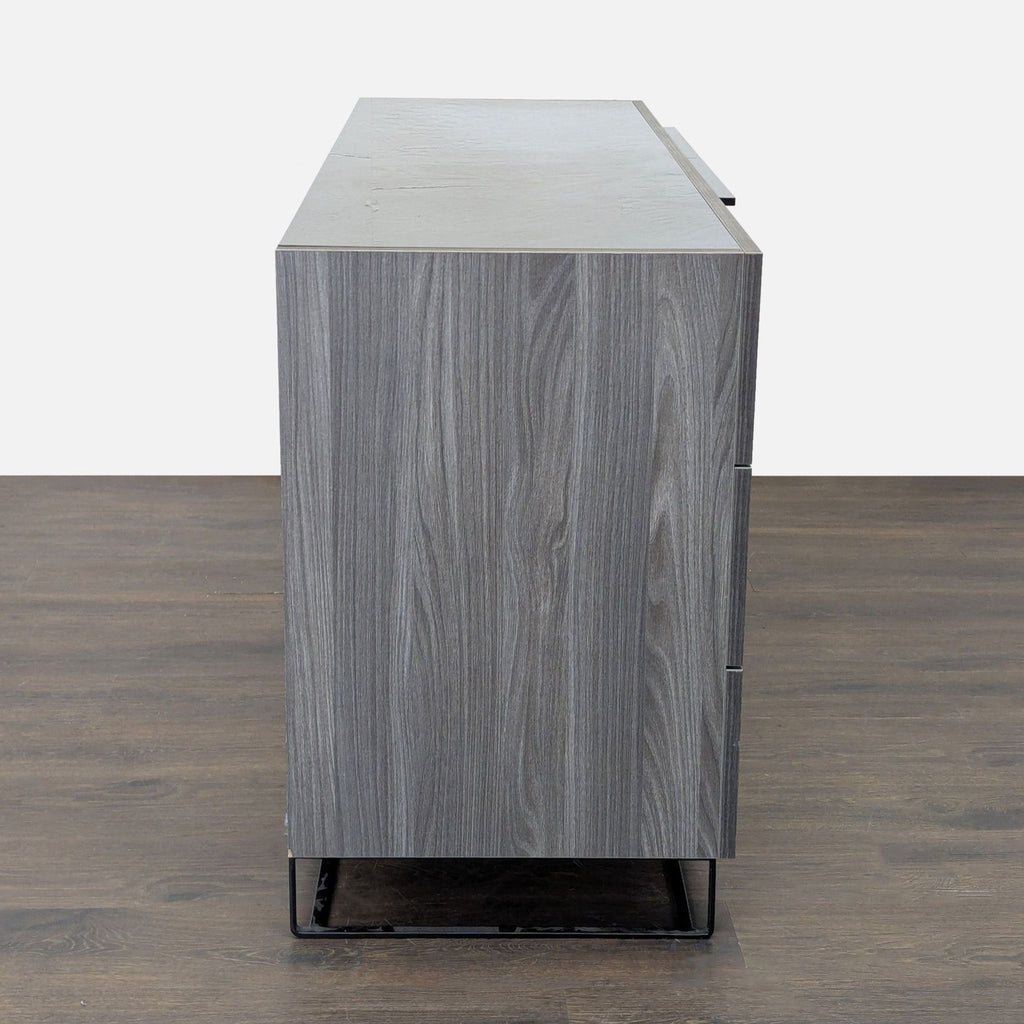 Modrest Modern 6-Drawer Dresser in Gray Wood Finish