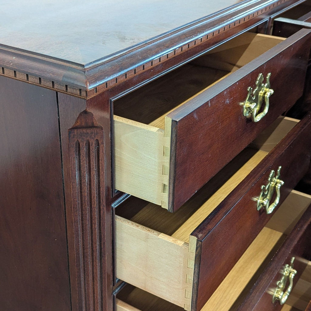 Thomasville Traditional 12-Drawer Dresser