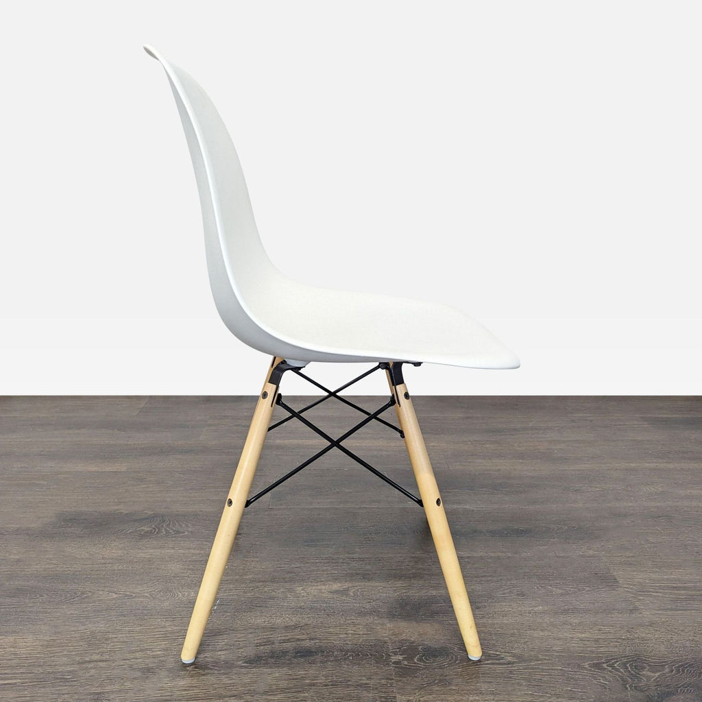 Set of Six Herman Miller Eames Molded Plastic Side Chairs