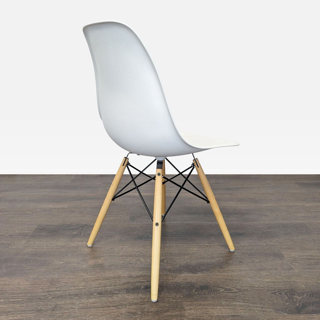 Set of Six Herman Miller Eames Molded Plastic Side Chairs