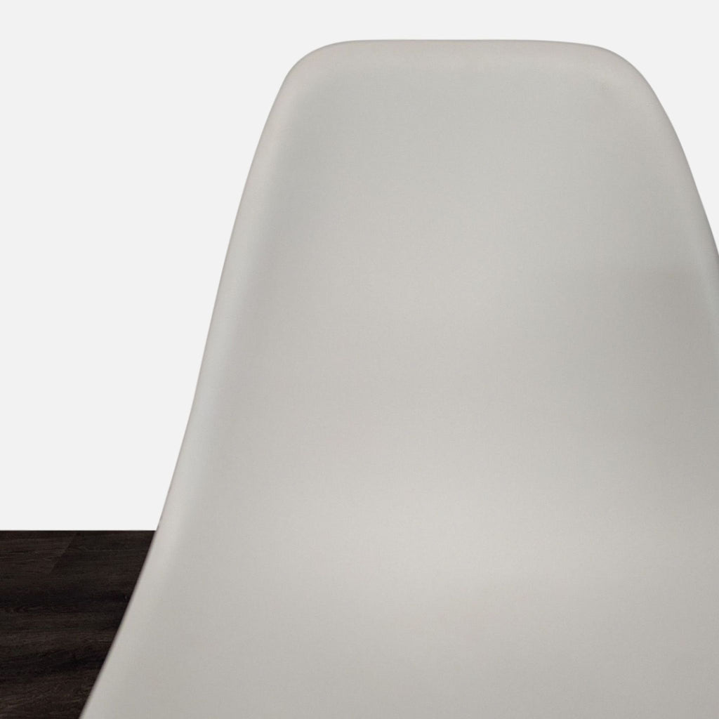 Set of Six Herman Miller Eames Molded Plastic Side Chairs