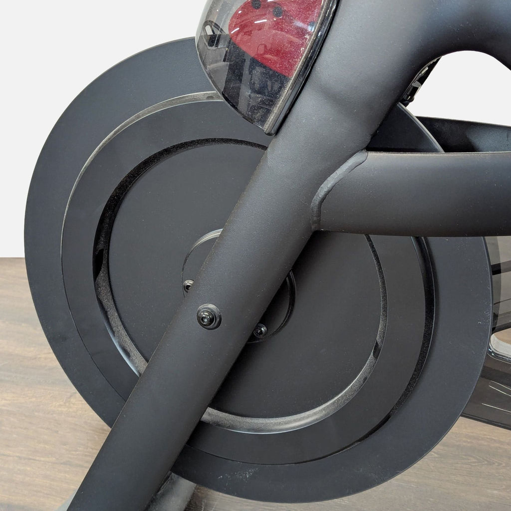 Peloton Exercise Bike with Touchscreen and Dumbbells - Gym Equipment - Accepted Offer (19.09% discount)