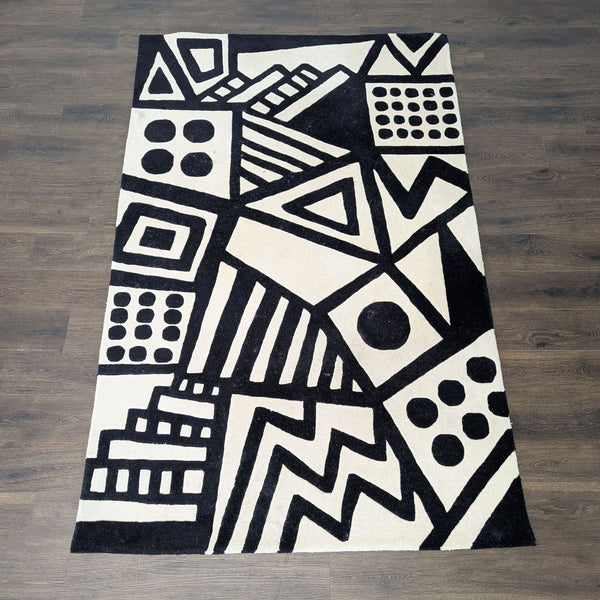 Safavieh Fifth Avenue 5’x8’ Black and White Abstract Geometric Area Rug
