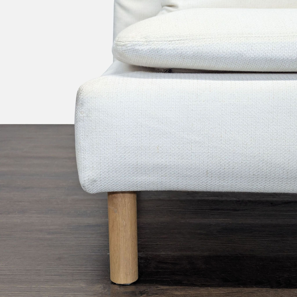 Ikea Söderhamn Modern White Loveseat Sofa – Minimalist Design, Comfortable Seating