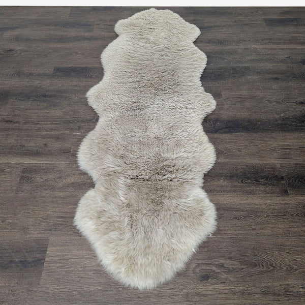 Overland Sheepskin Runner Rug – Soft Beige, Natural Shape