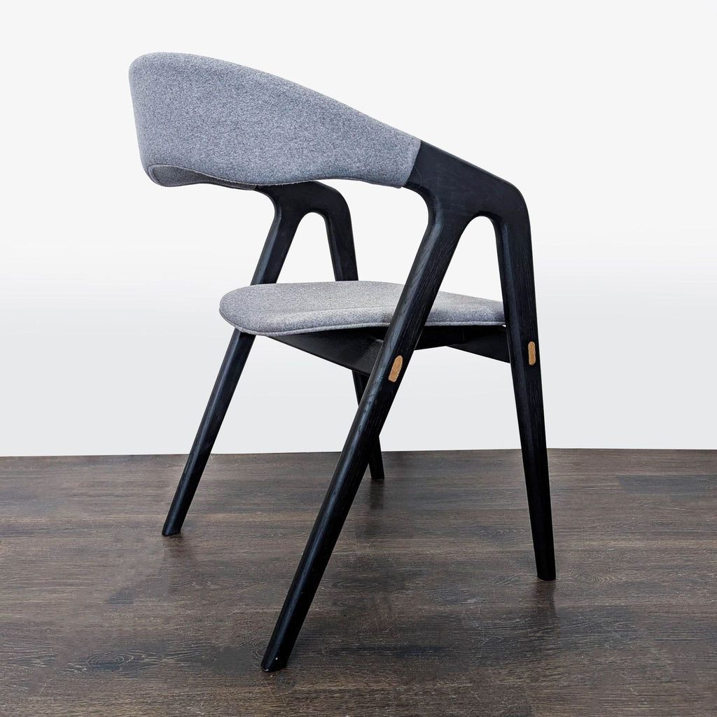 Design Evolution Dining Chair