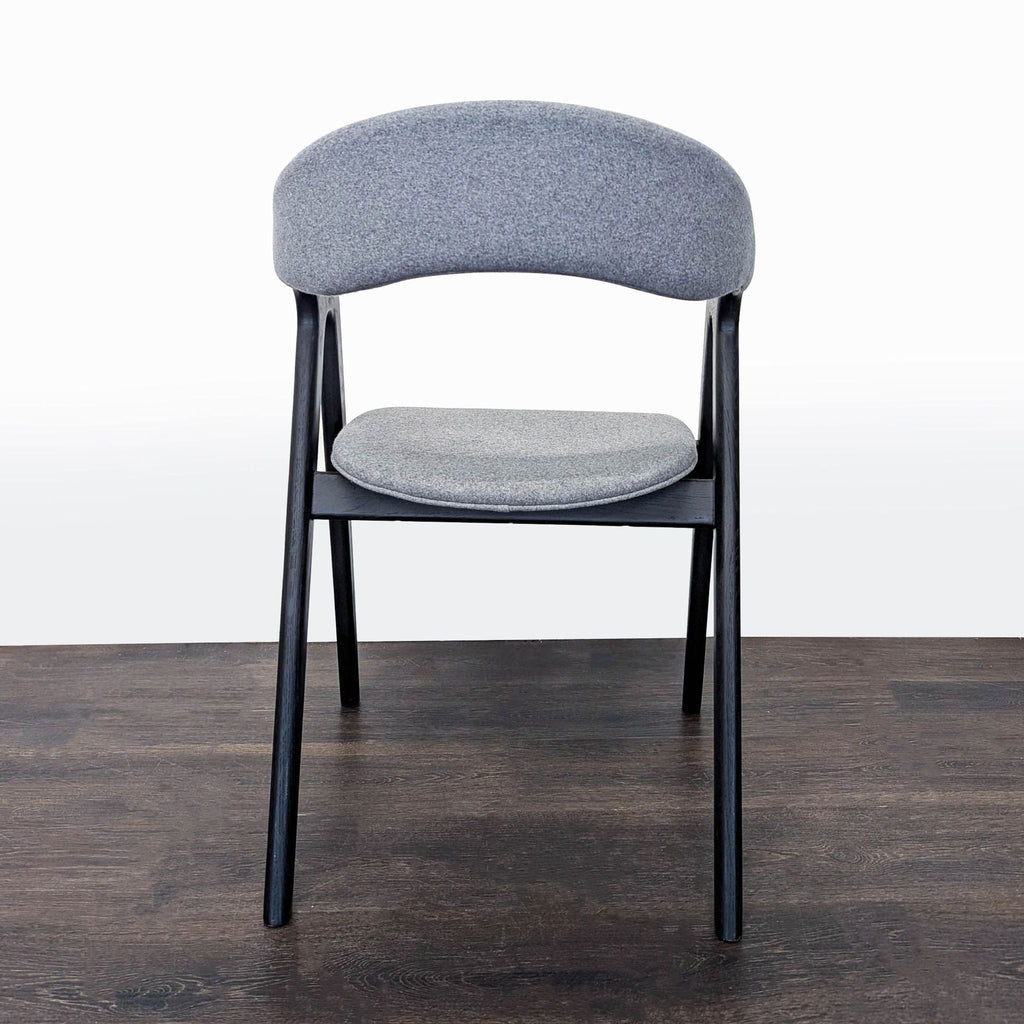 Design Evolution Dining Chair