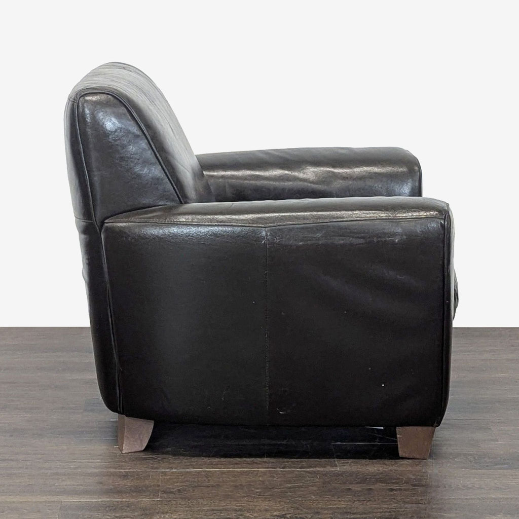 Natuzzi Black Leather Lounge Armchair - Comfortable Modern Seating