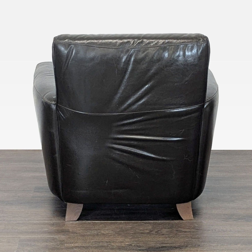 Natuzzi Black Leather Lounge Armchair - Comfortable Modern Seating