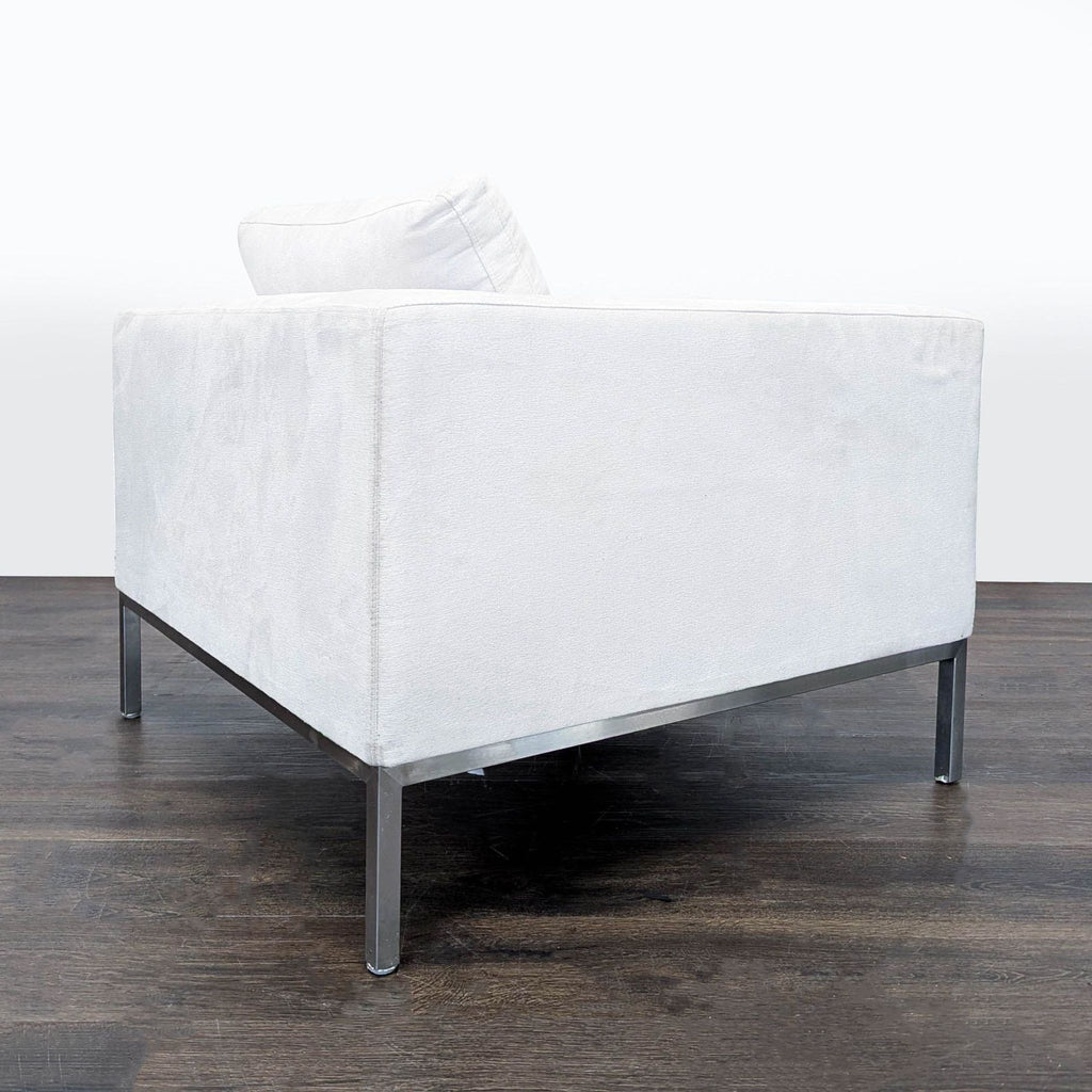 Modern White Lounge Chair with Metal Legs