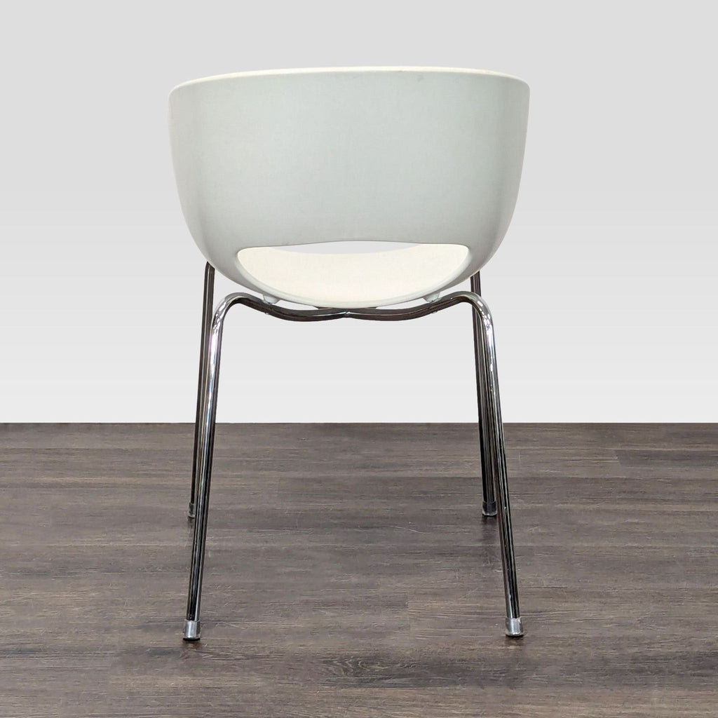 Sintesi Orbit Chair