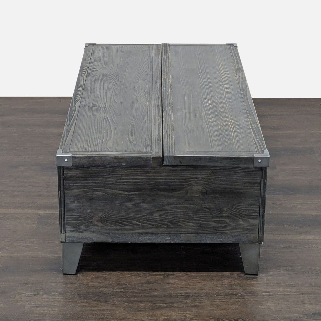 Ashley Furniture Todoe Lift-Top Coffee Table