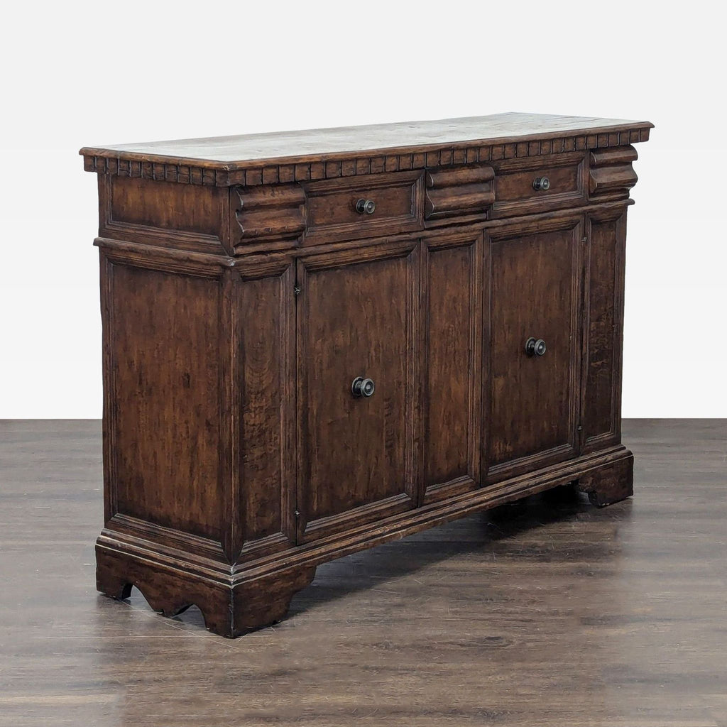 Formations Italian Credenza