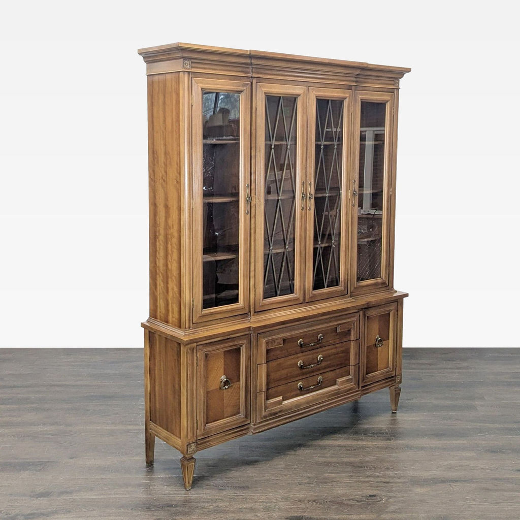 Mid-Century Thomasville Milano Collection Hutch
