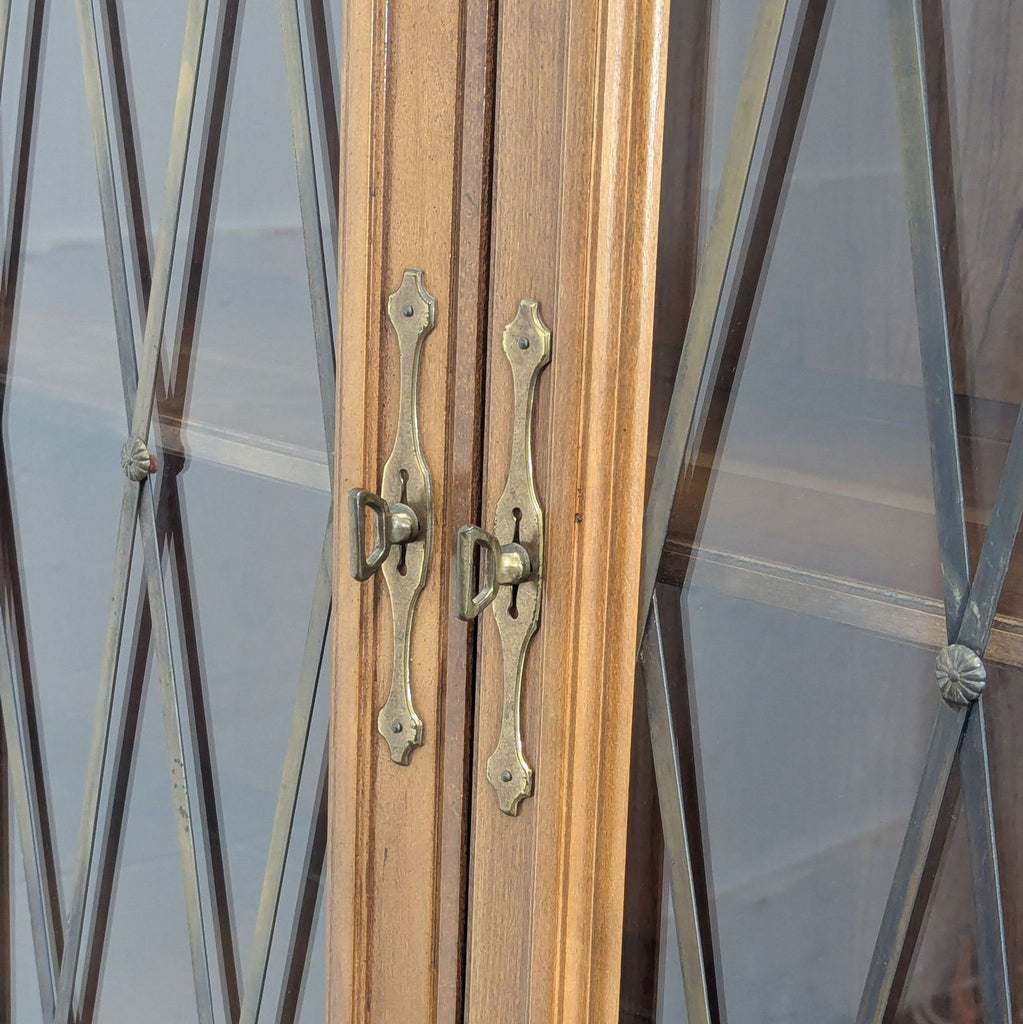 Mid-Century Thomasville Milano Collection Hutch