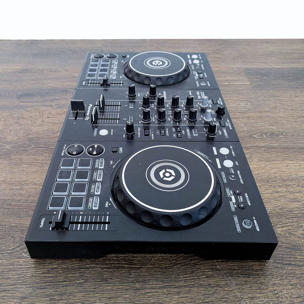 DDJ-400 DJ controller (good condition)