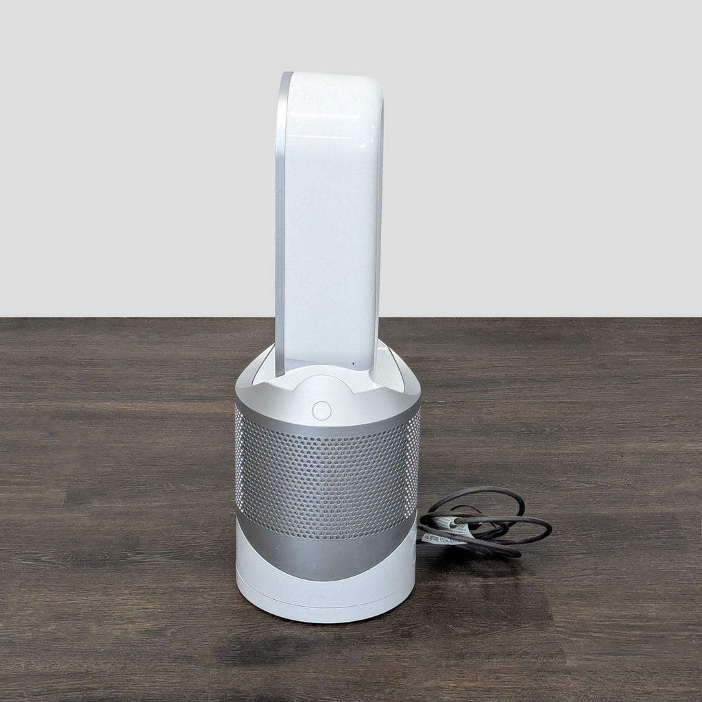 Dyson fan and air purifier unit for home or office; quiet, stylish, and easy to use with included cord.
