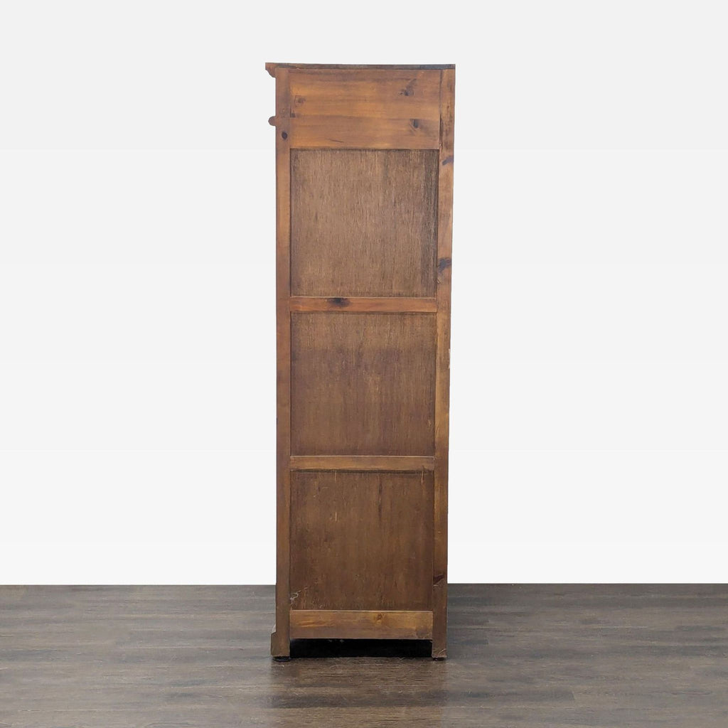 Corner Cabinet with Slatted Doors