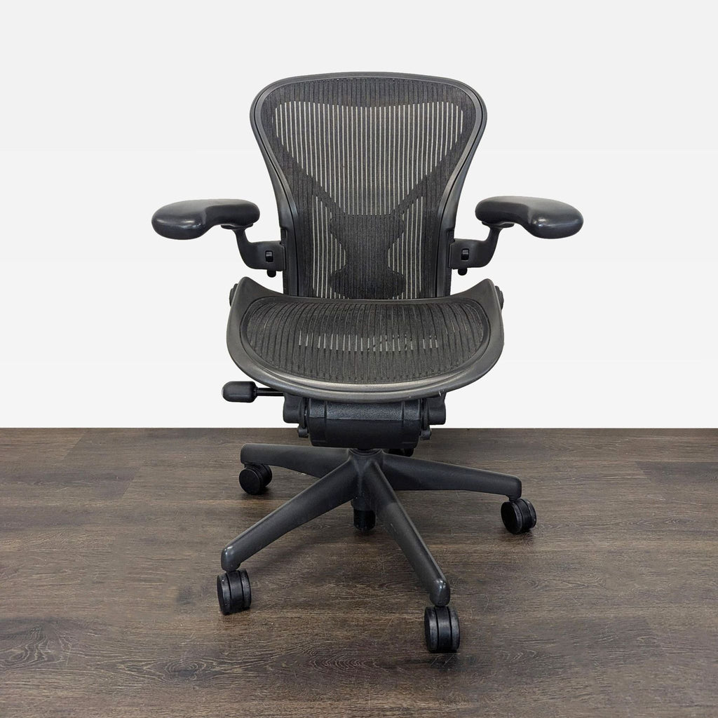 Herman Miller Aeron Size A Ergonomic Office Chair - Black Mesh